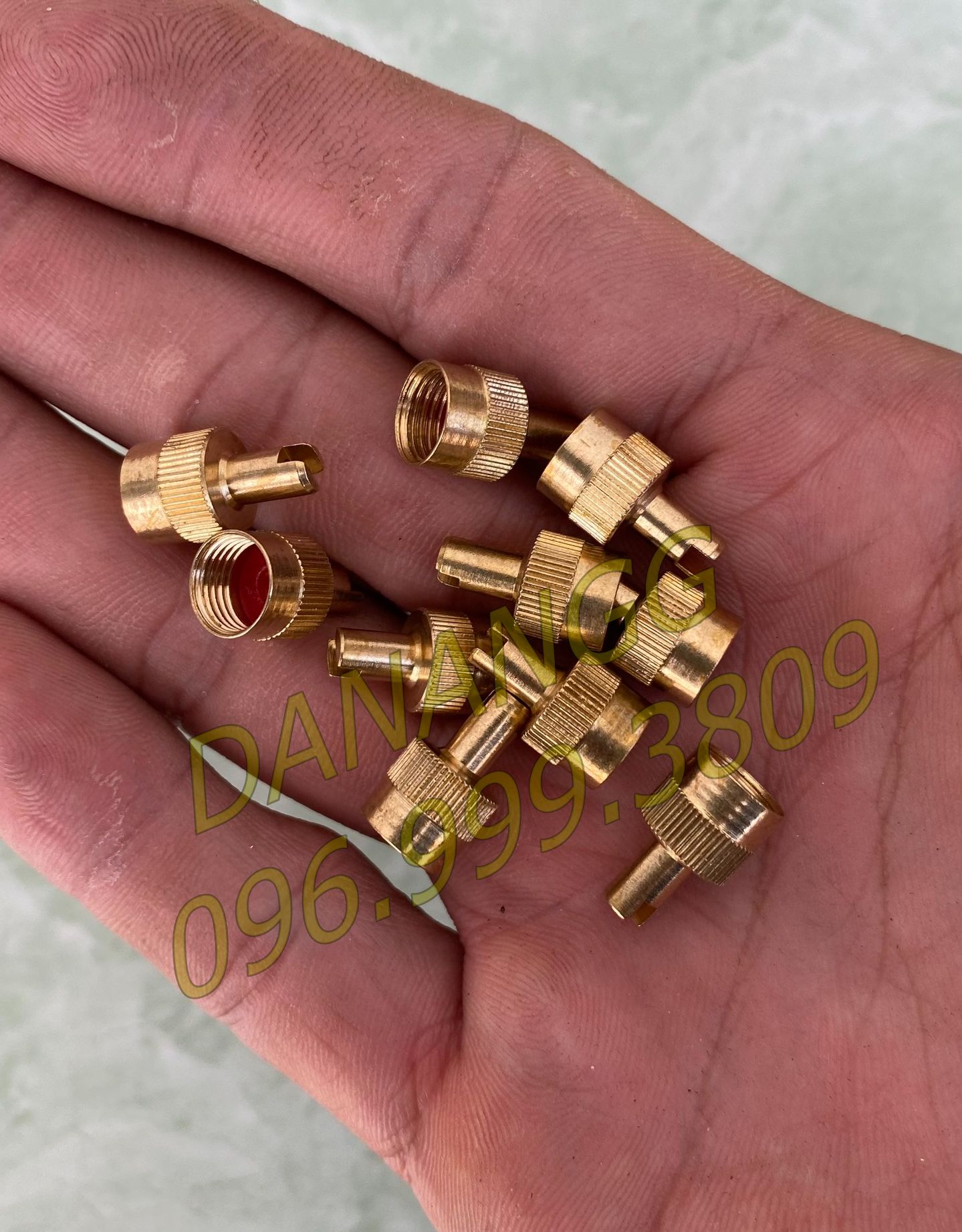 Van cao su lốp không xăm van cong - van sắt - đầu van
