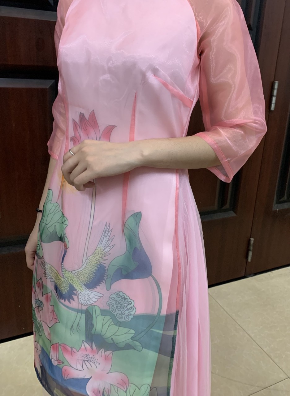 Áo dài cách tân in hoa sen kiếng cao cấp - KHÔNG KÈM QUẦN