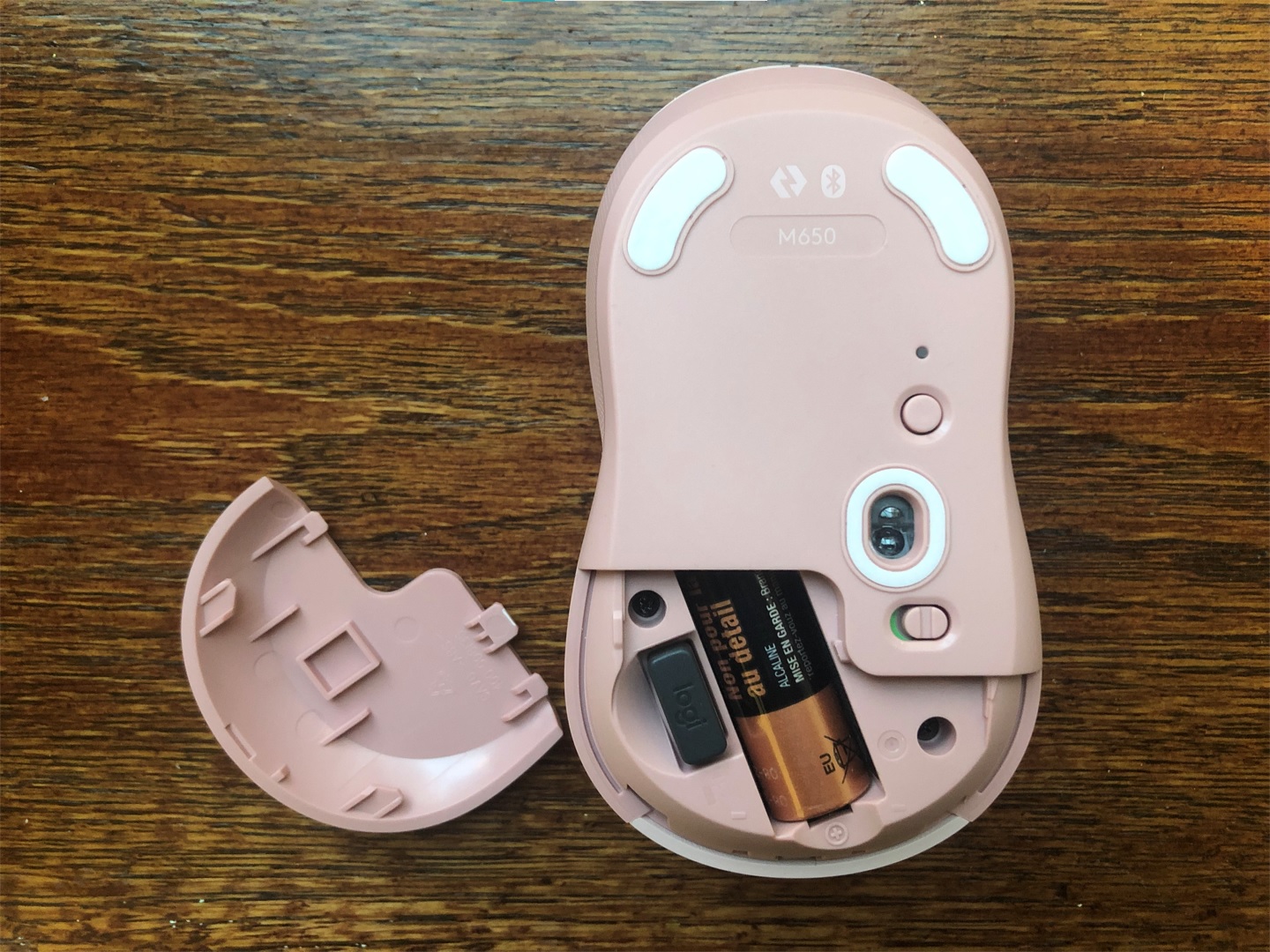 Chuột Không dây Bluetooth + Wireless Logi Signature M650_ĐEN