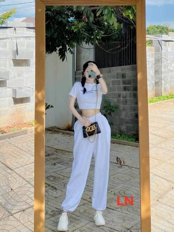 Set áo croptop love kèm quần boom chun ống