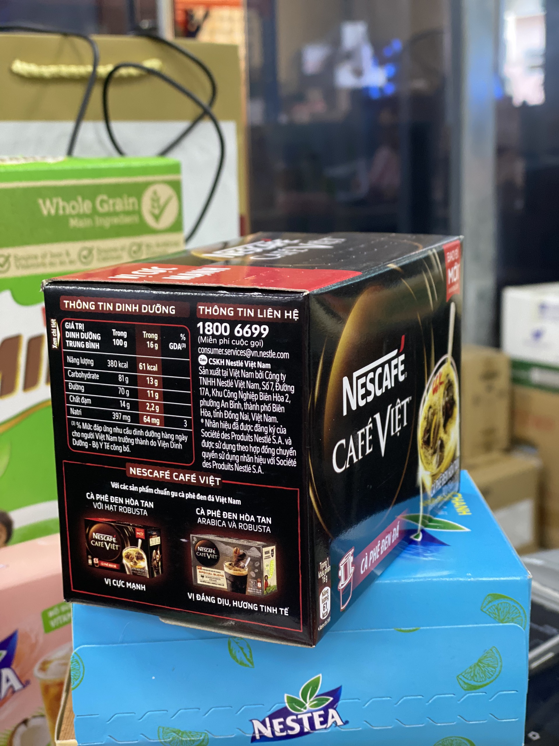 Cà phê đen hòa tan NESCAFÉ Café Việt Cà phê đen đá (Hộp 15 gói x 16g) (Chính hãng)