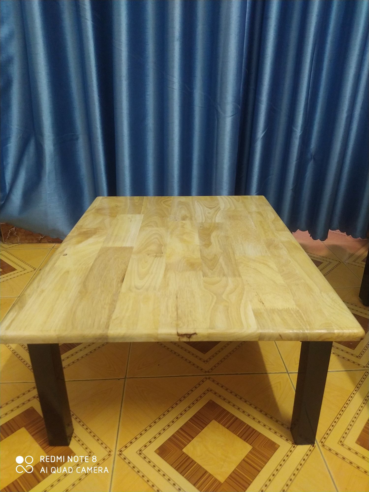 bàn gỗ cao su ngồi bệt
