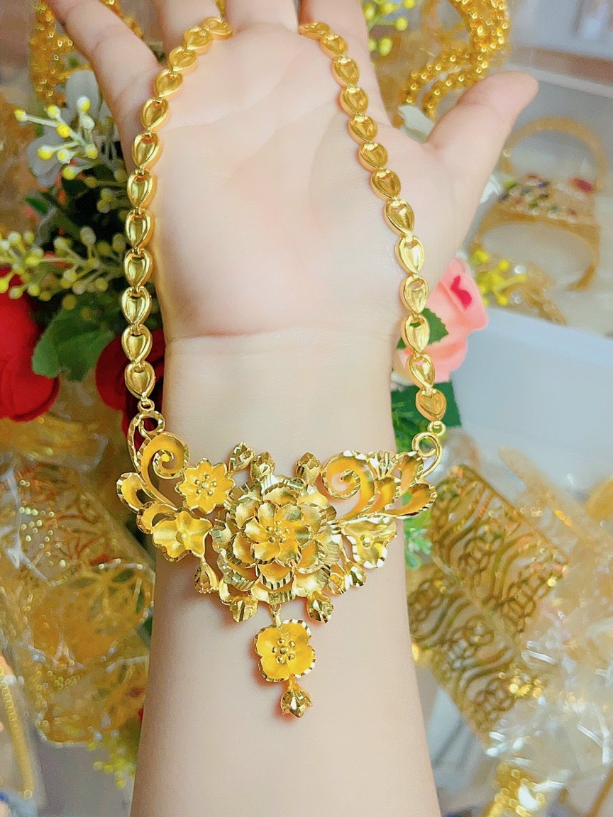 Dây chuyền hoa mai cưới chuẩn 24.k kèm hộp nhung K.66
