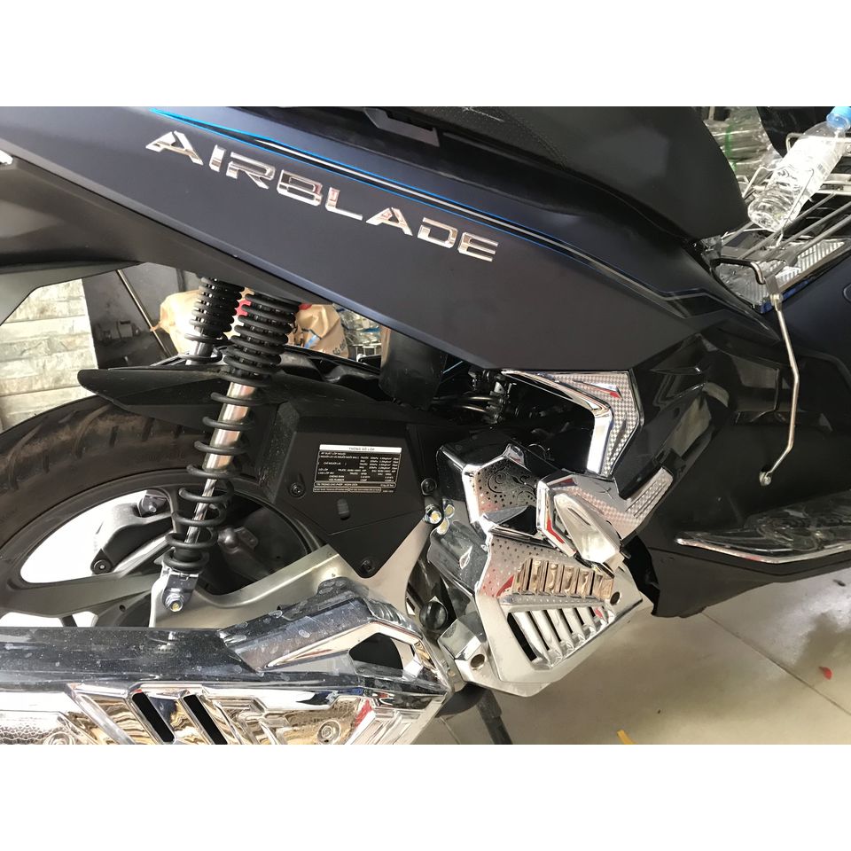 [HCM]ỐP GÁC CHÂN SAU AIR BLADE 125- 150 (2020)