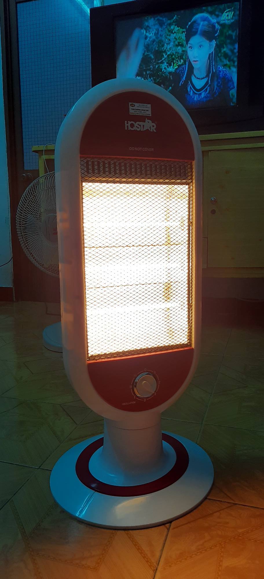 Máy sưởi điện bằng bóng Halogen