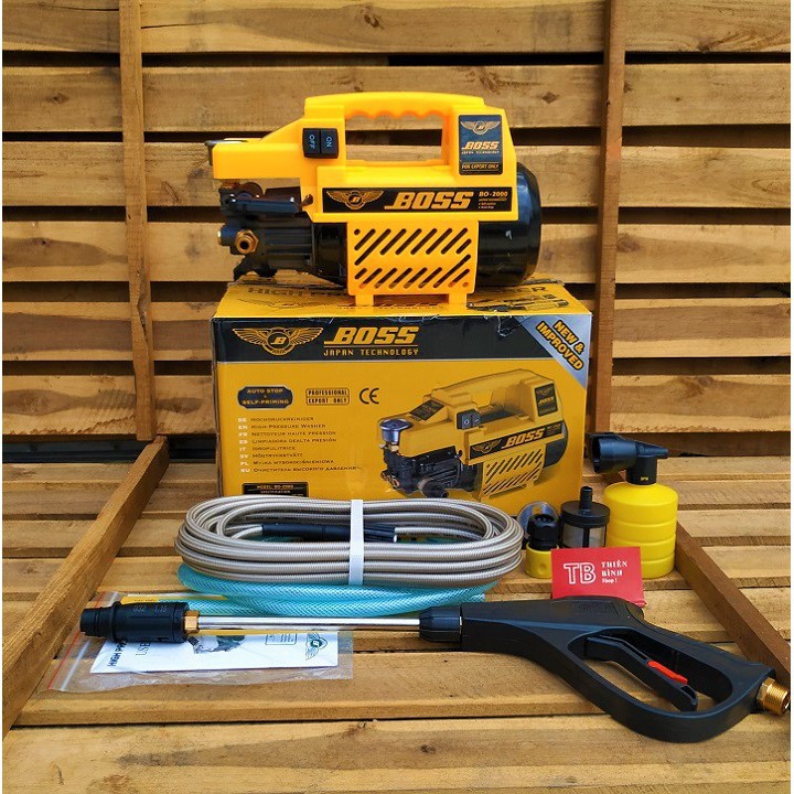 Máy rửa xe máy rửa xe áp lực có chỉnh áp. tanaka t11