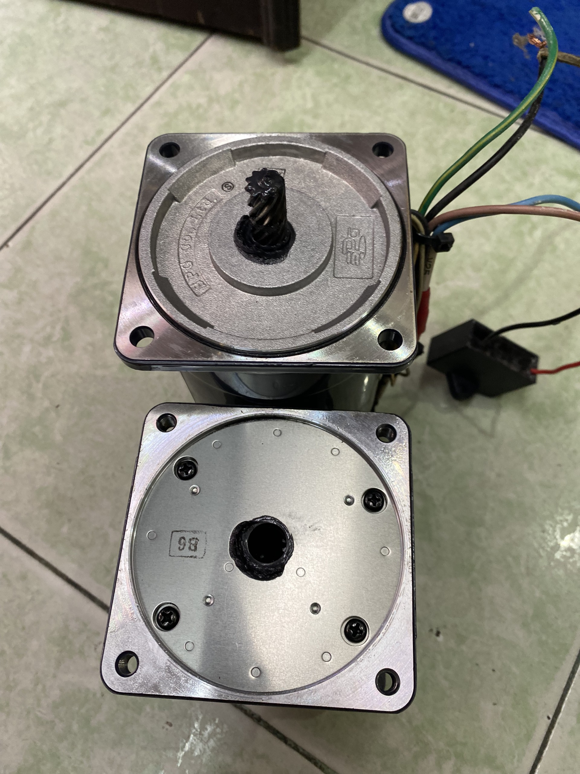 Mô tơ giảm tốc (Motor Giảm Tốc) 200W 220v có đảo chiều, KOREA