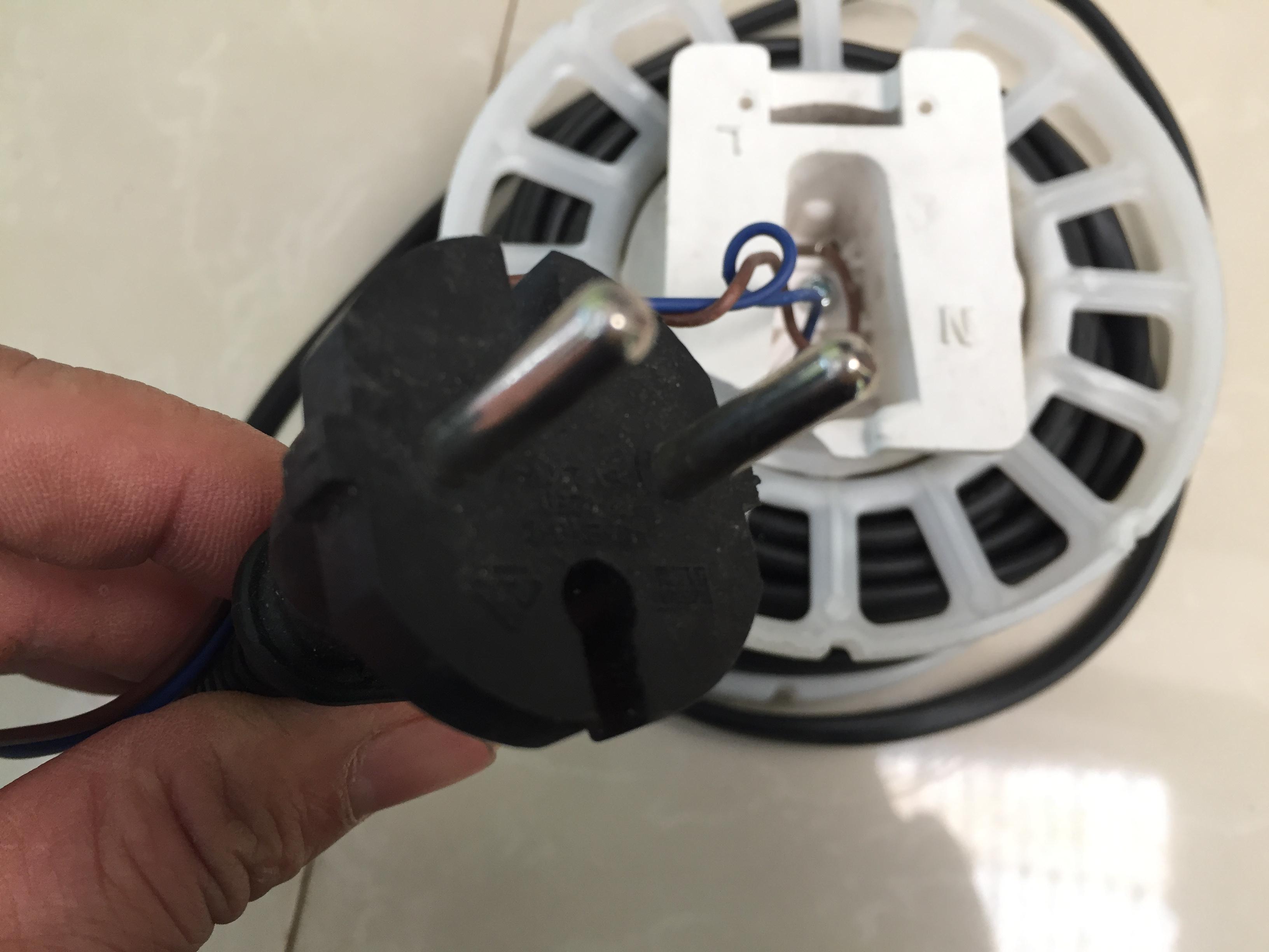 Dây Điện Máy Hút Bụi