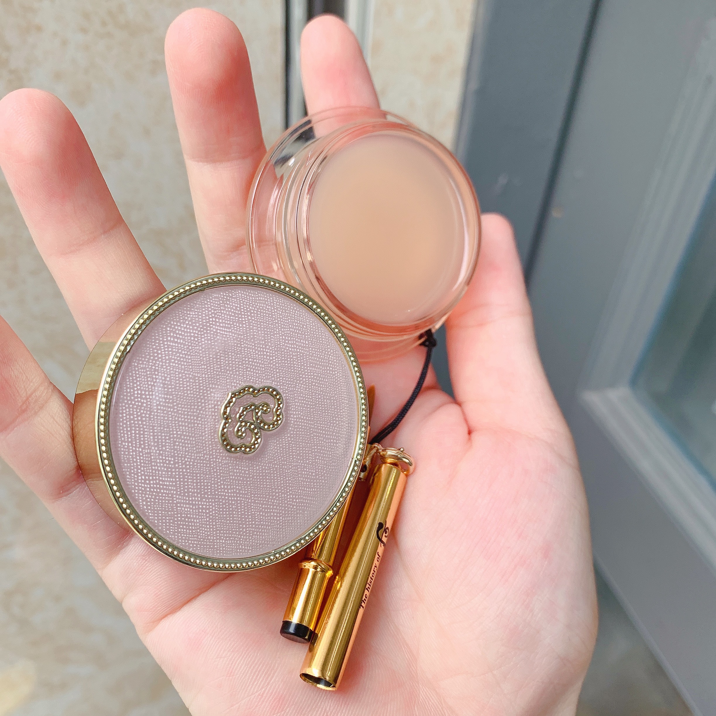 Son dưỡng ủ môi Whoo không màu fullsize 7gr