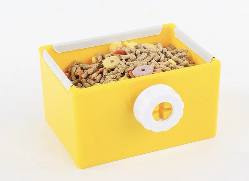 chén chữ nhật gắn lồng dành cho thỏ, bọ, chó, mèo - T3 PETS SHOP