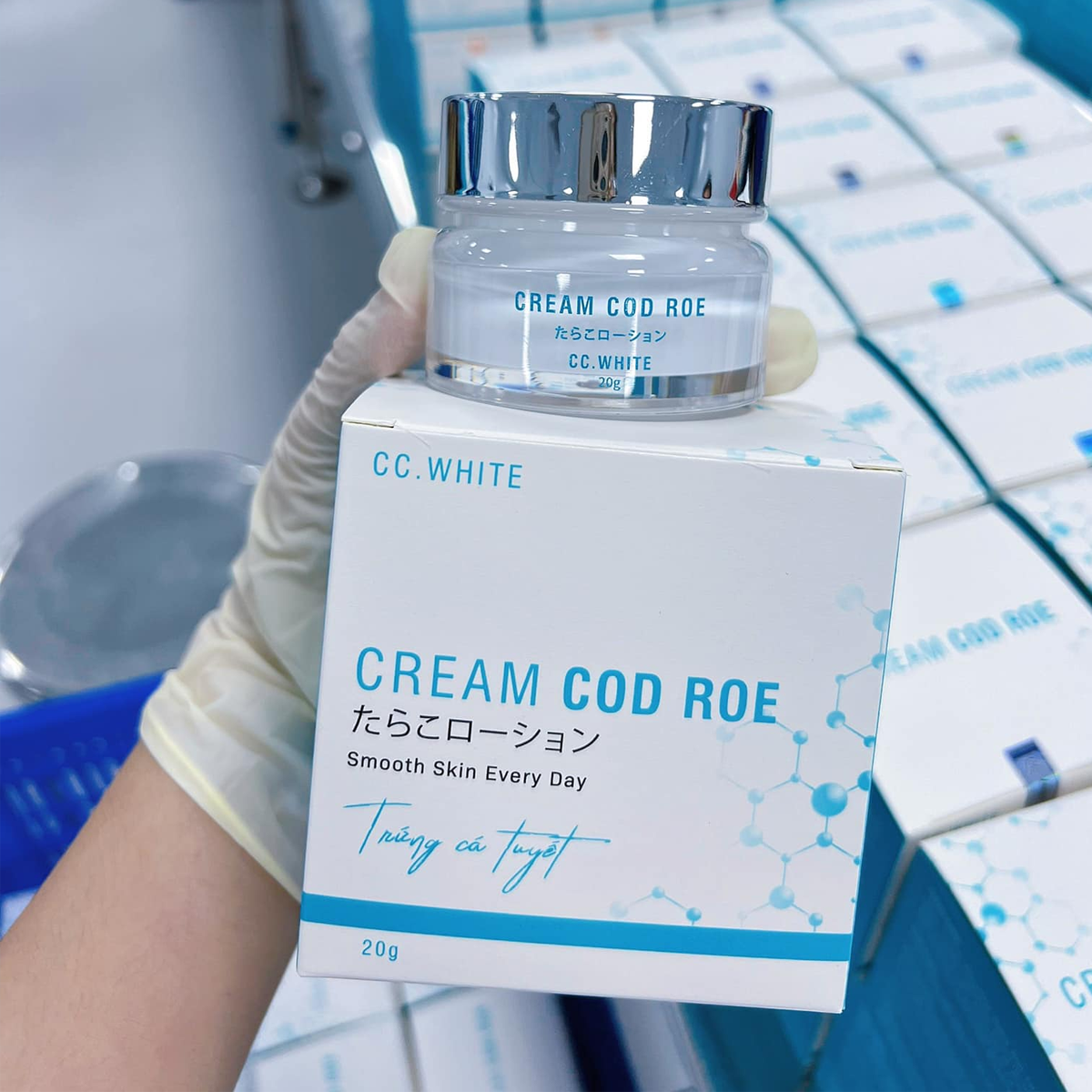 KEM DƯỠNG FACE TRỨNG CÁ TUYẾT CC WHITE, CẤP ẨM, THU NHỎ LỖ CHÂN LÔNG, MỜ THÂM CỦA MỤN