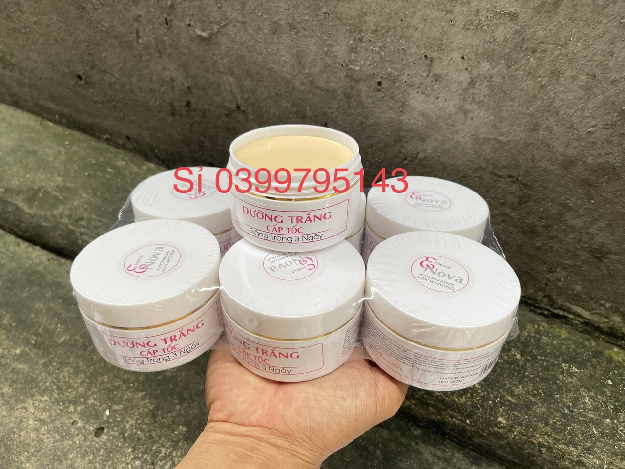 Lẻ 1 hủ kem dưỡng trắng da enova