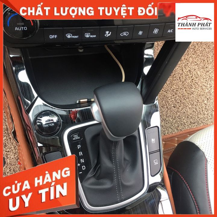 Ốp Nội Thất Xe Kia Seltos 2020 2021 Mẫu Titan phay xước Full 6 chi tiết