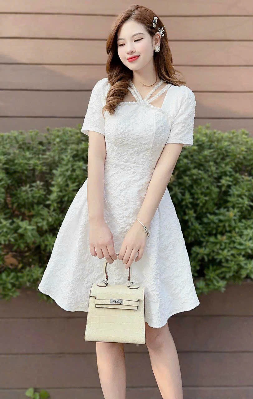 Đầm xòe gấm đi tiệc phối cườm có mút gufashion