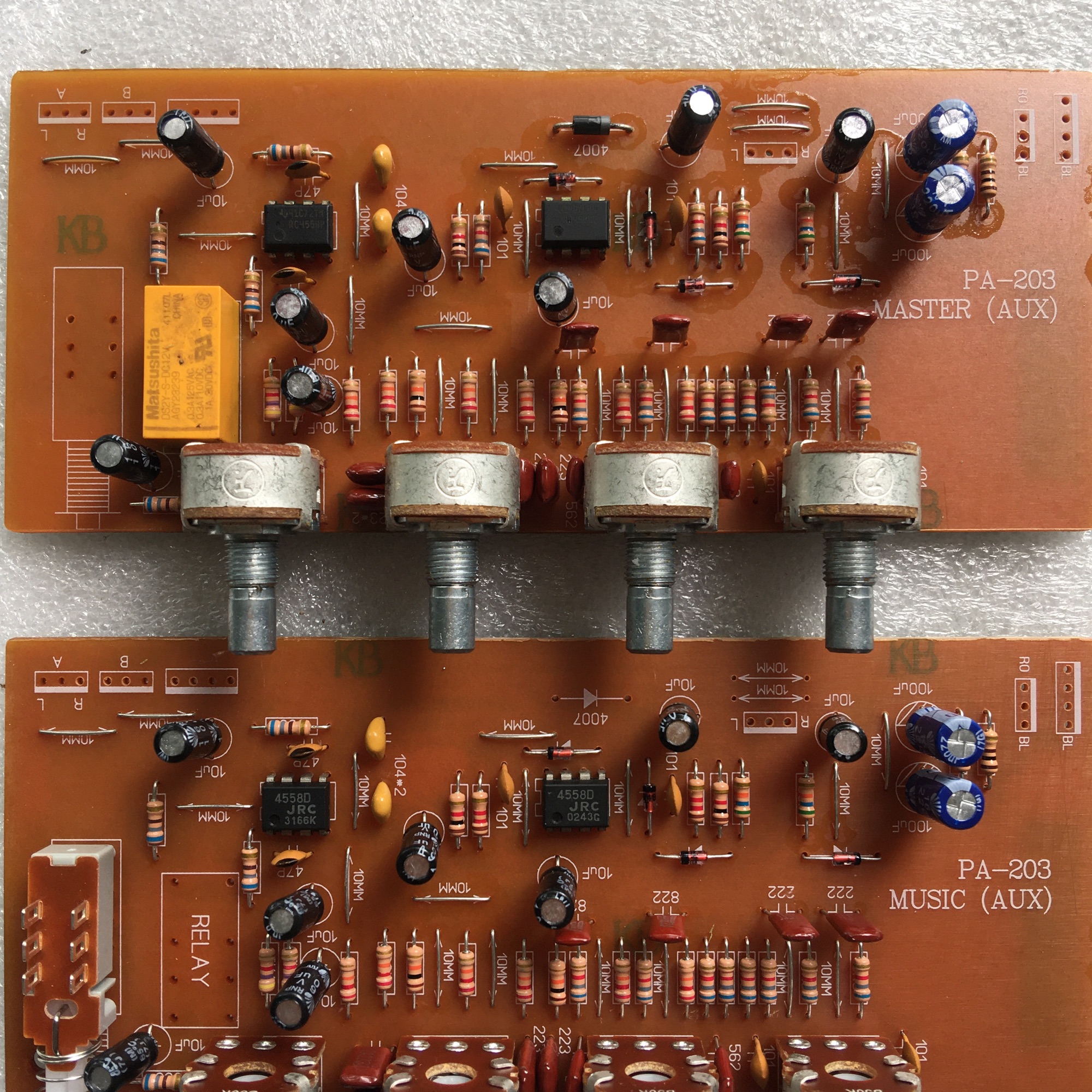 cặp music-matte 203N.