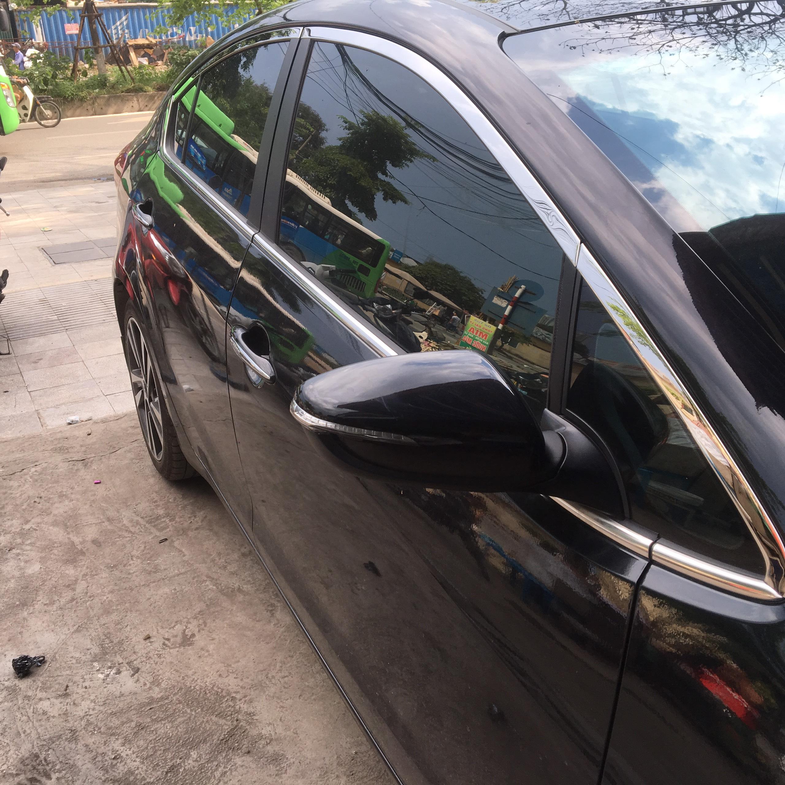 NẸP CONG KÍNH + CHÂN KÍNH FULL INOX THEO XE KIA CERATO 2016 - 2018