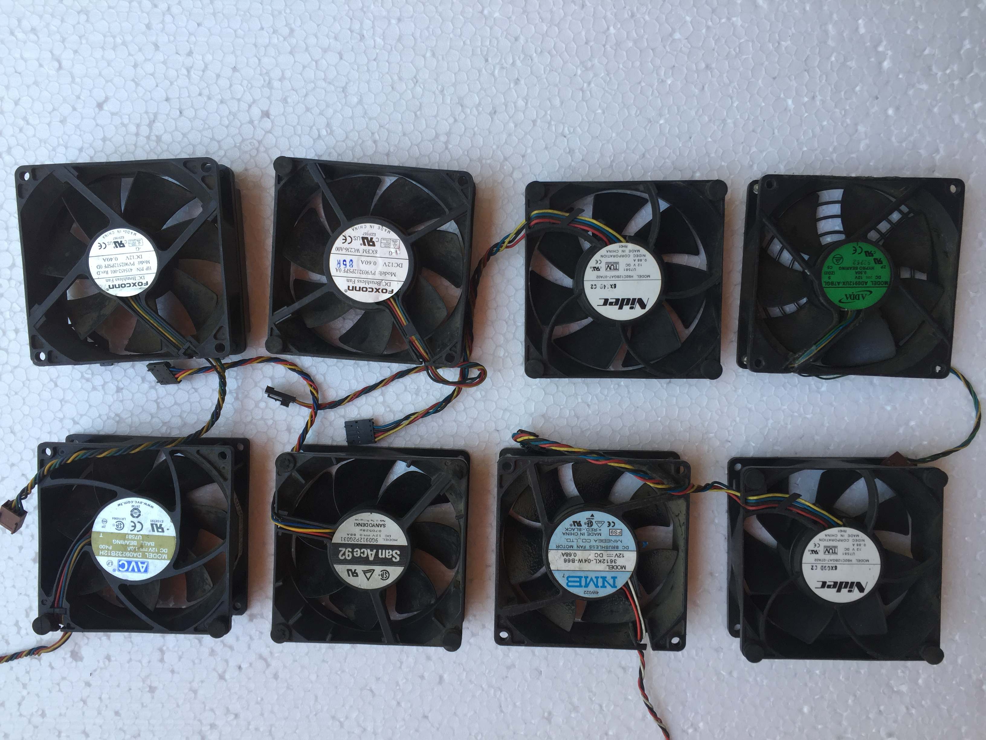 12v Fan Fan dimension 9 power current 1.5a-2A