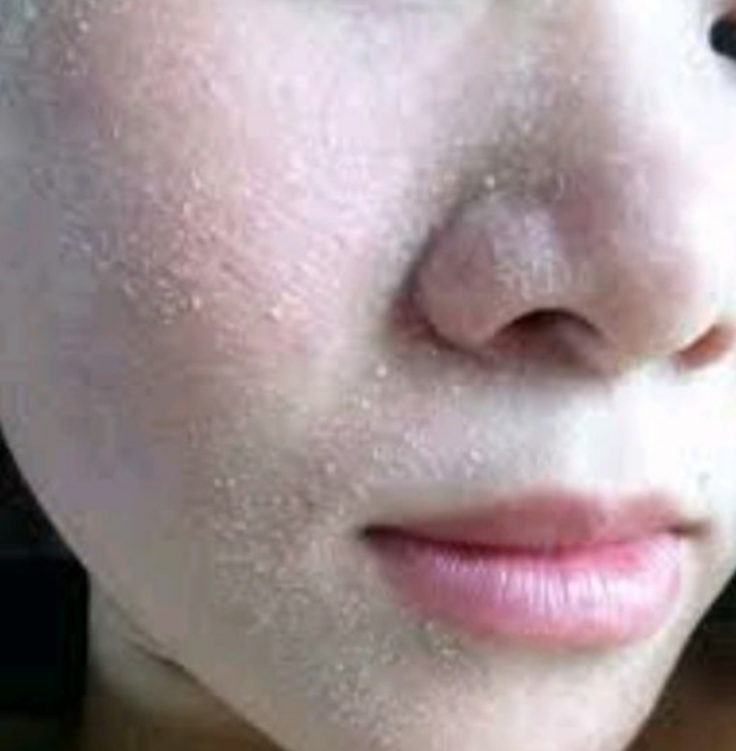 [HCM]Kem vỗ bong da mặt BEZY ThaiLan