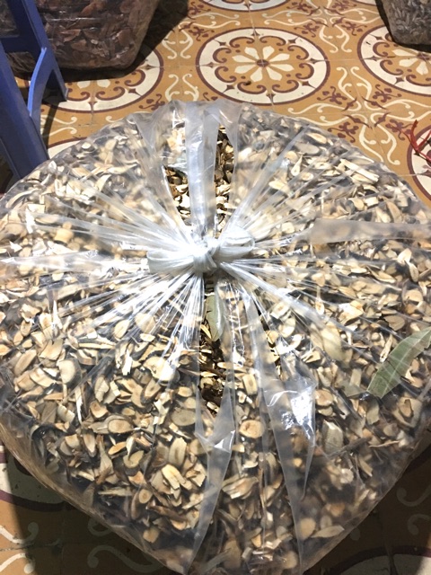 1 Kg Quế Chi khô loại đẹp  (thơm, sạch, nguyên chất)
