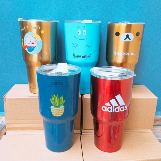 LY GIỮ NHIỆT HÌNH MÈO KITTY, DOREMON, GẤU CHÓ ... 900ML INOX 304 KHÔNG GỈ KÈM TÚI TREO CAO CẤP + BỘ ỐNG HÚT CỌ RỬA NẮP CHỐNG TRÀN