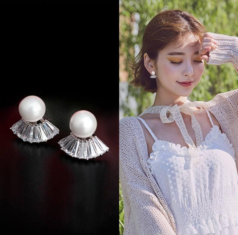 Khuyên tai thời trang bạc S925