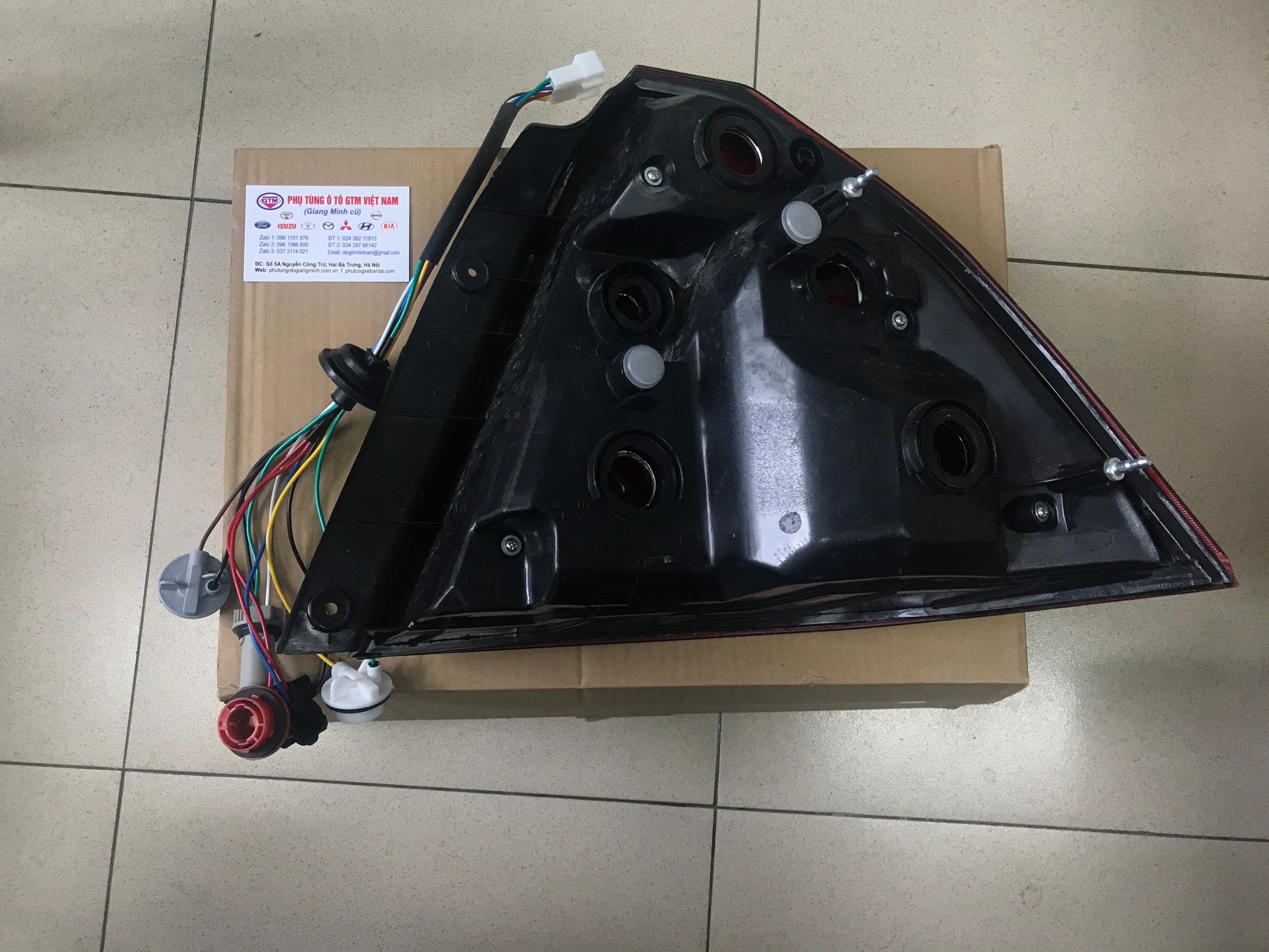 Đèn Hậu Gentra Hàng OEM