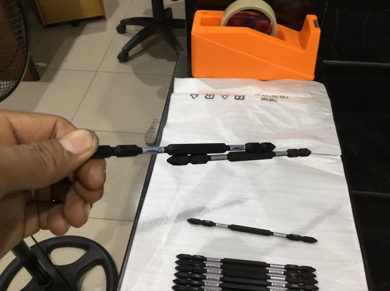 Mũi Vít 2 Đầu Mác Thép Cao Có Từ Tính Nhập Ph2 150mm