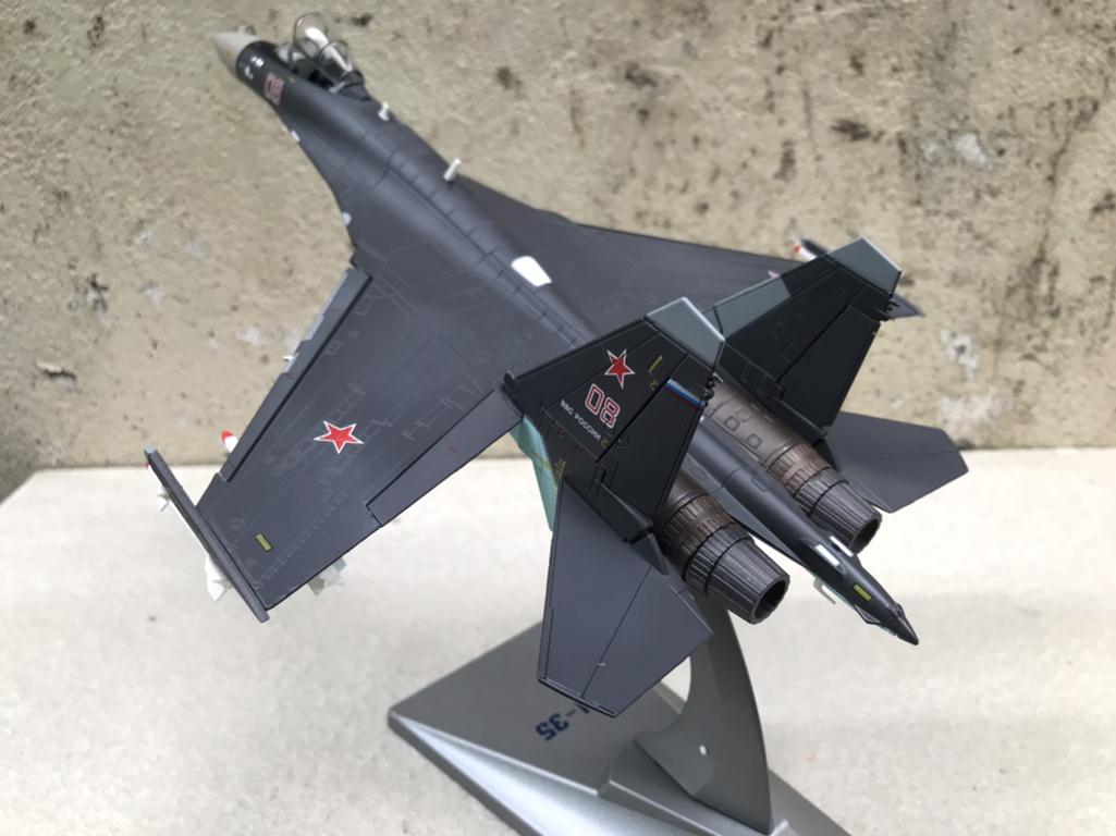 Mô hình máy bay SU-35B Fighter 1:72