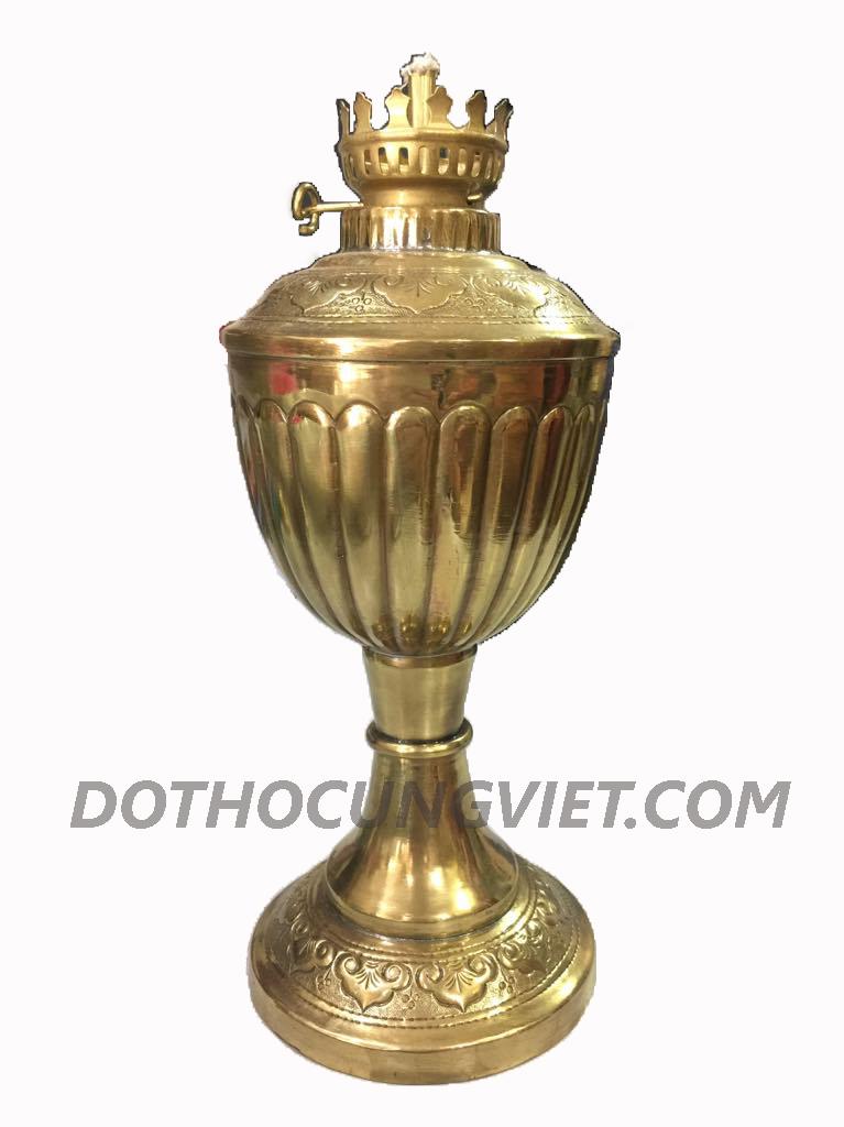 Đèn dầu thờ cúng bằng đồng kẻ dọc nổi múi khế