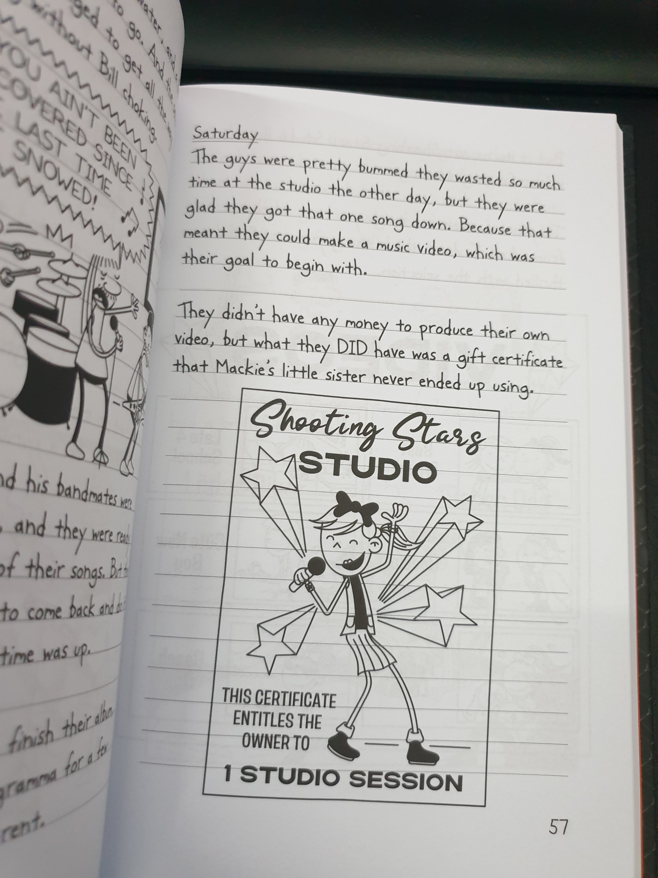 Sách Ngoại văn: Diary Of A Wimpy Kid: Diper Överlöde (Book 17)