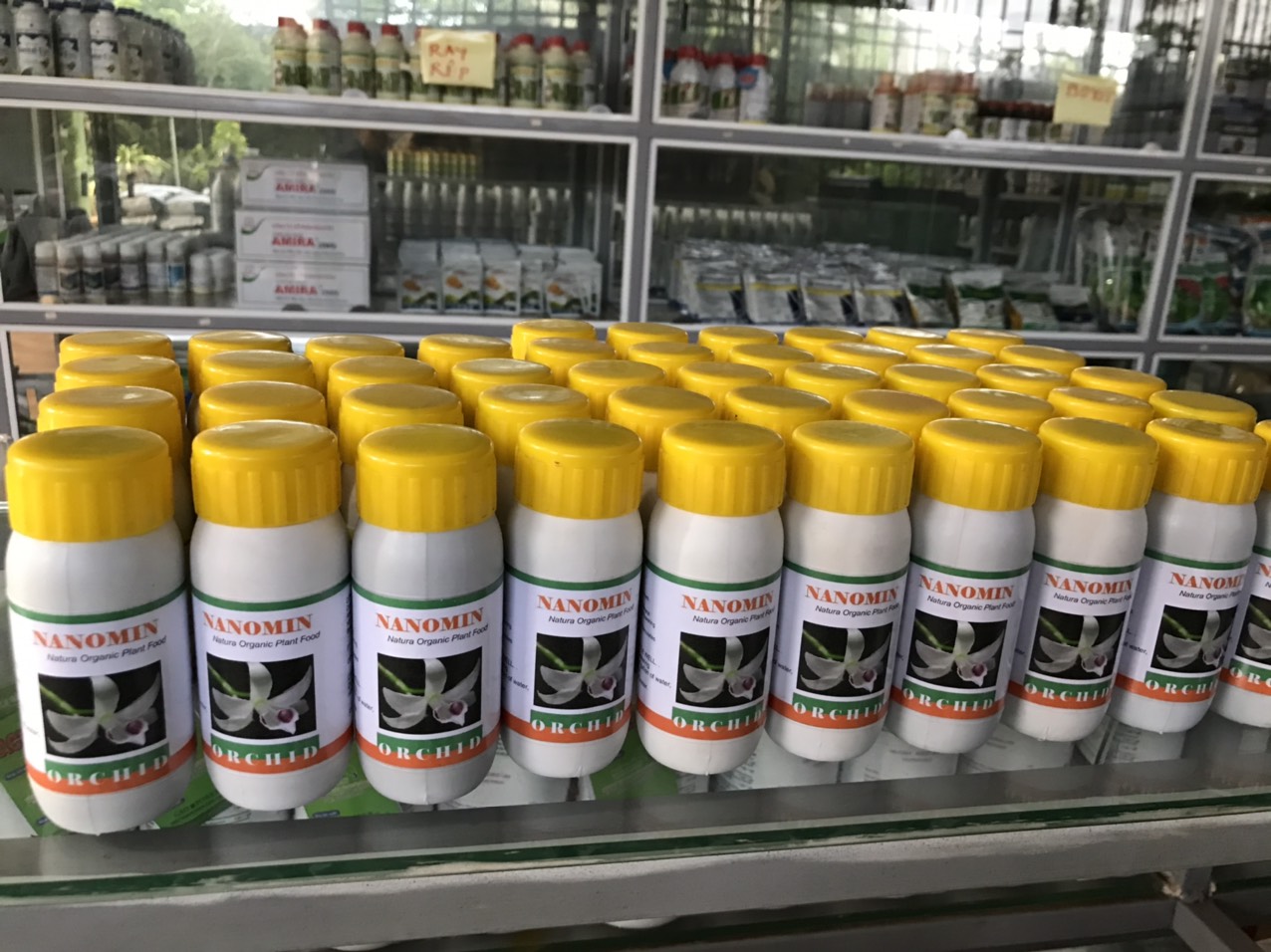 Phân bón Mỹ  NANOMIN cho hoa lan