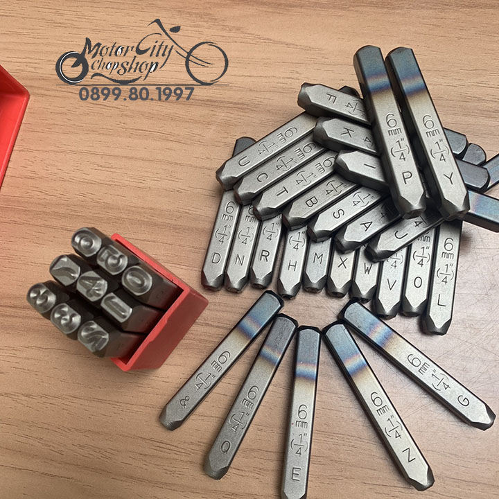 Bộ đóng, bộ đột số và chữ 6mm - Xuôi