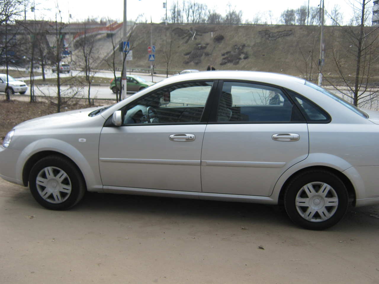 Tay mở cửa ngoài Daewoo Lacetti 2008