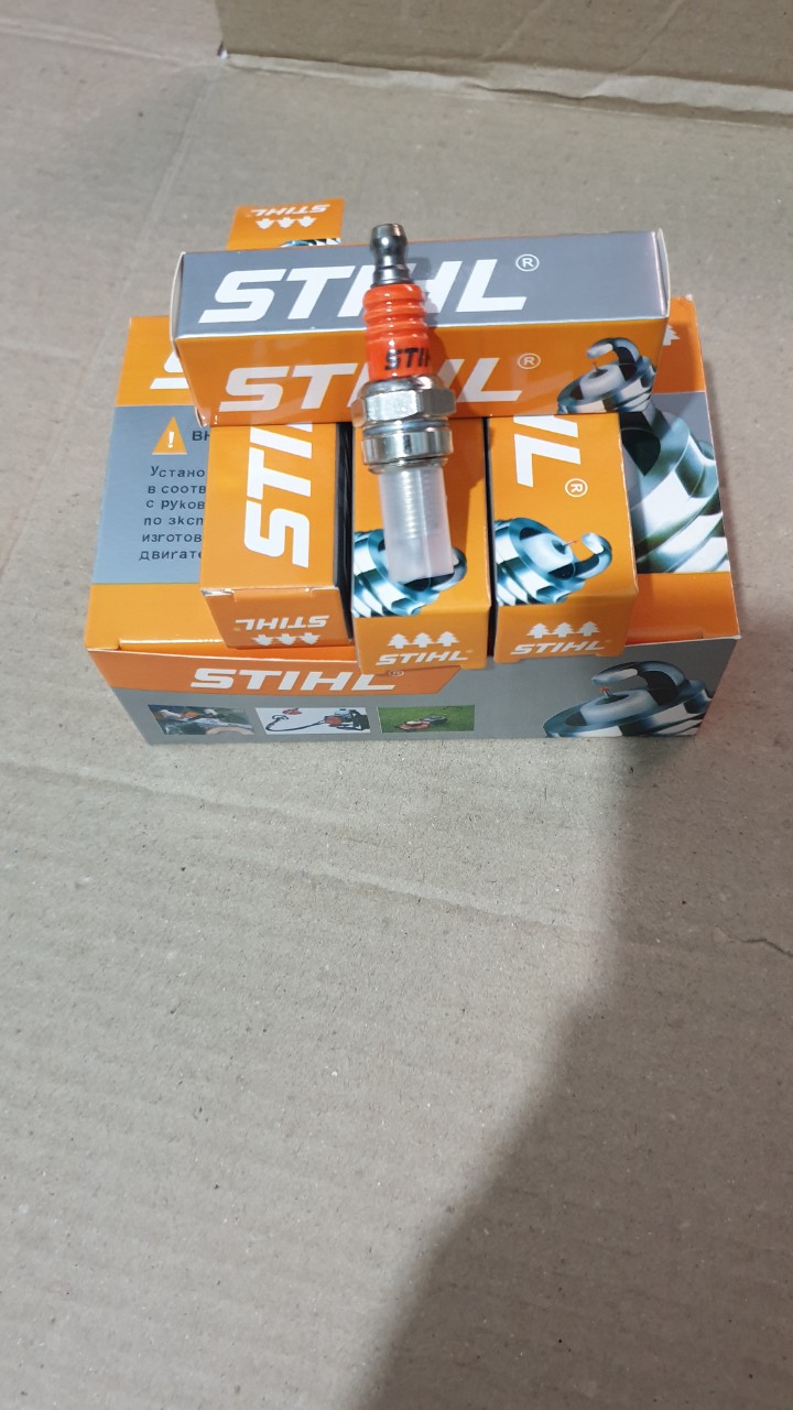 [HCM] BUGI DÙNG CHO MÁY CẮT CỎ GX35 - ĐỘNG CƠ 4 THÌ. ( 2 CÁI)