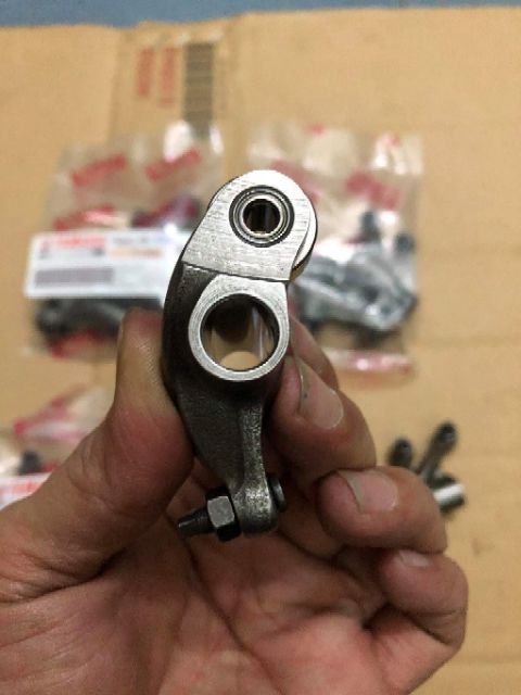 Cặp cò Ex 135/150 không ốc zin hãng yamaha