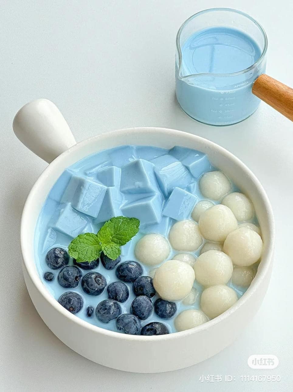 Chè Thạch Hoa Đậu Biếc Khoai Dẻo