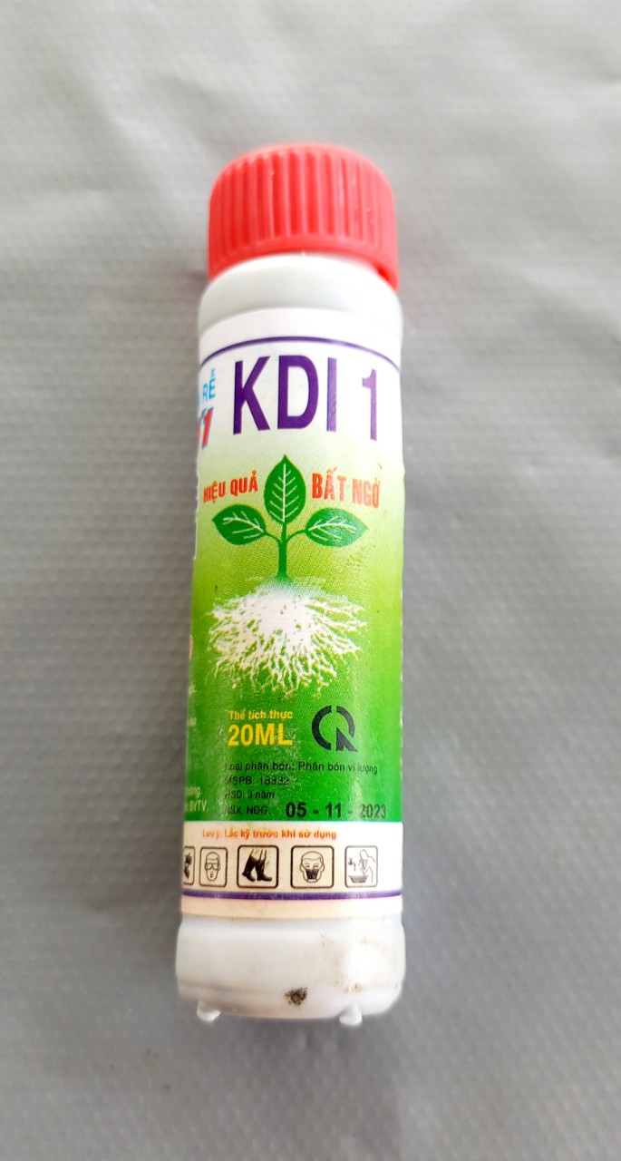 Ra rễ cực mạnh root king lọ 20ml.siêu ra rễ cho hoa,cây cảnh và rau màu