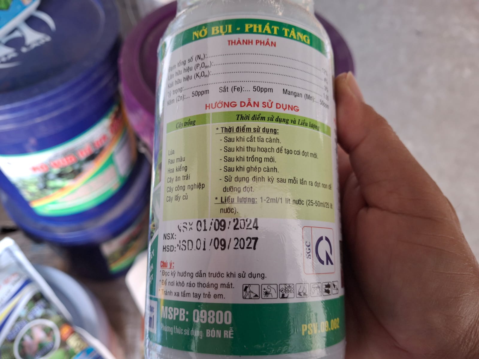 SIÊU VỌT ĐỌT BUNG CHỒI chai 500ml pha cho 300-400 lít nước Giúp cây trồng xanh tốt