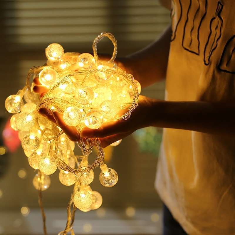 Dây đèn led Cherry Ball pha lê bi bọt trang trí (cắm điện 220V)