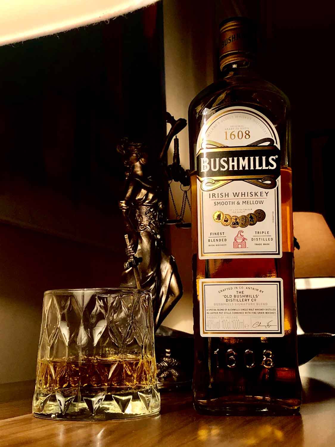 [Trên 18 tuổi] [Chính hãng] Rượu Irish Whiskey Blended Bushmills Original 40% 700ml
