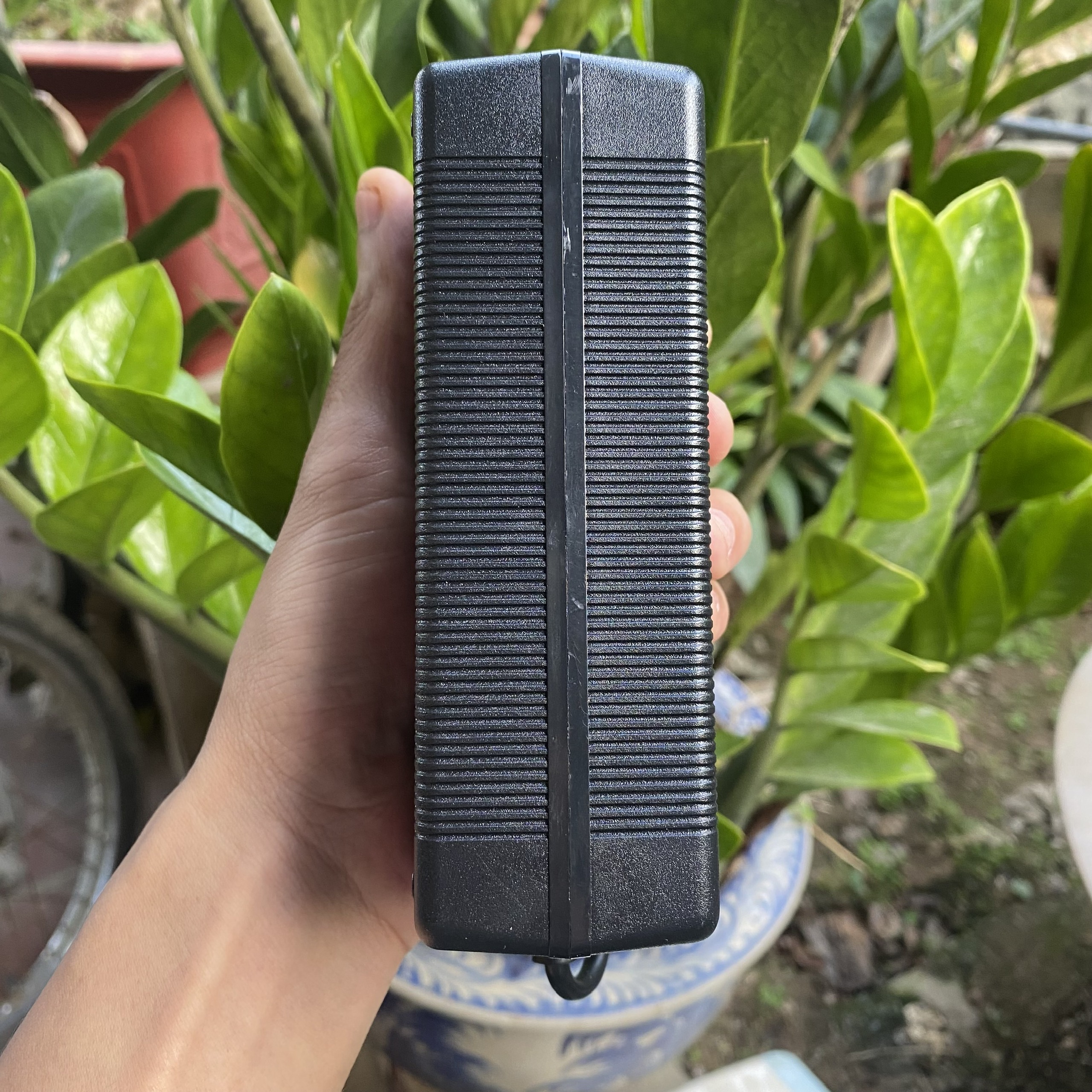 Sạc pin Lithium 3S 4S 5S 6S 7S 2A/3A có đèn báo đầy