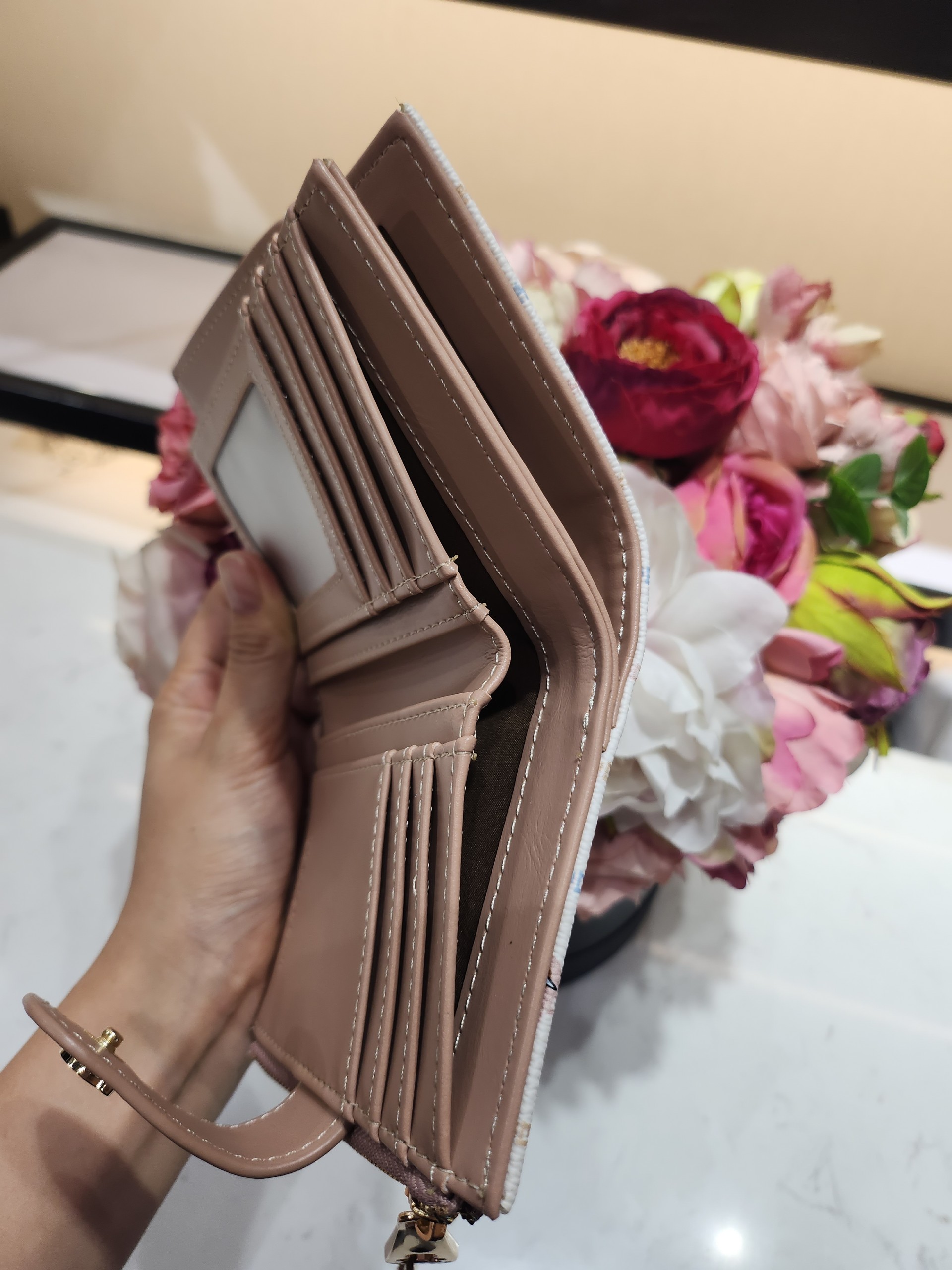 Ví bấm cúc TTWN BEAR TT2439 chính hãng