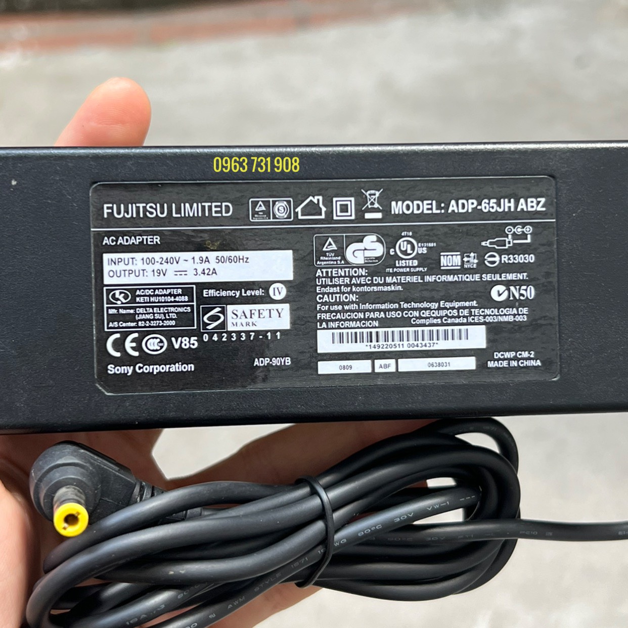 SẠC LAPTOP FUJITSU 19V-3.42A 65W