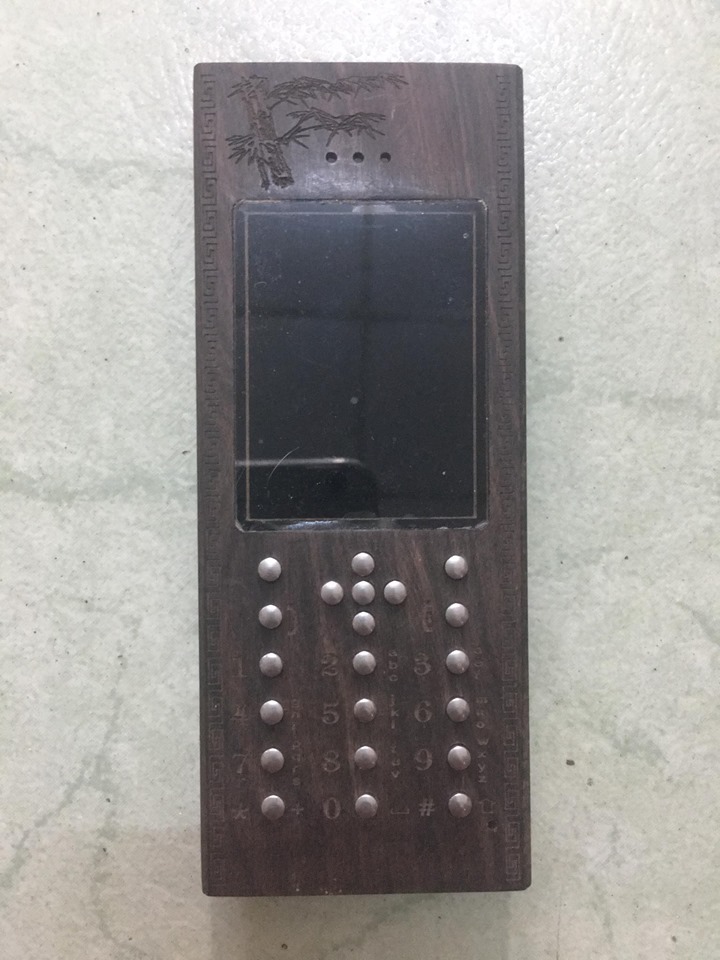 [HCM]Vỏ gỗ cho điện thoại Nokia 206
