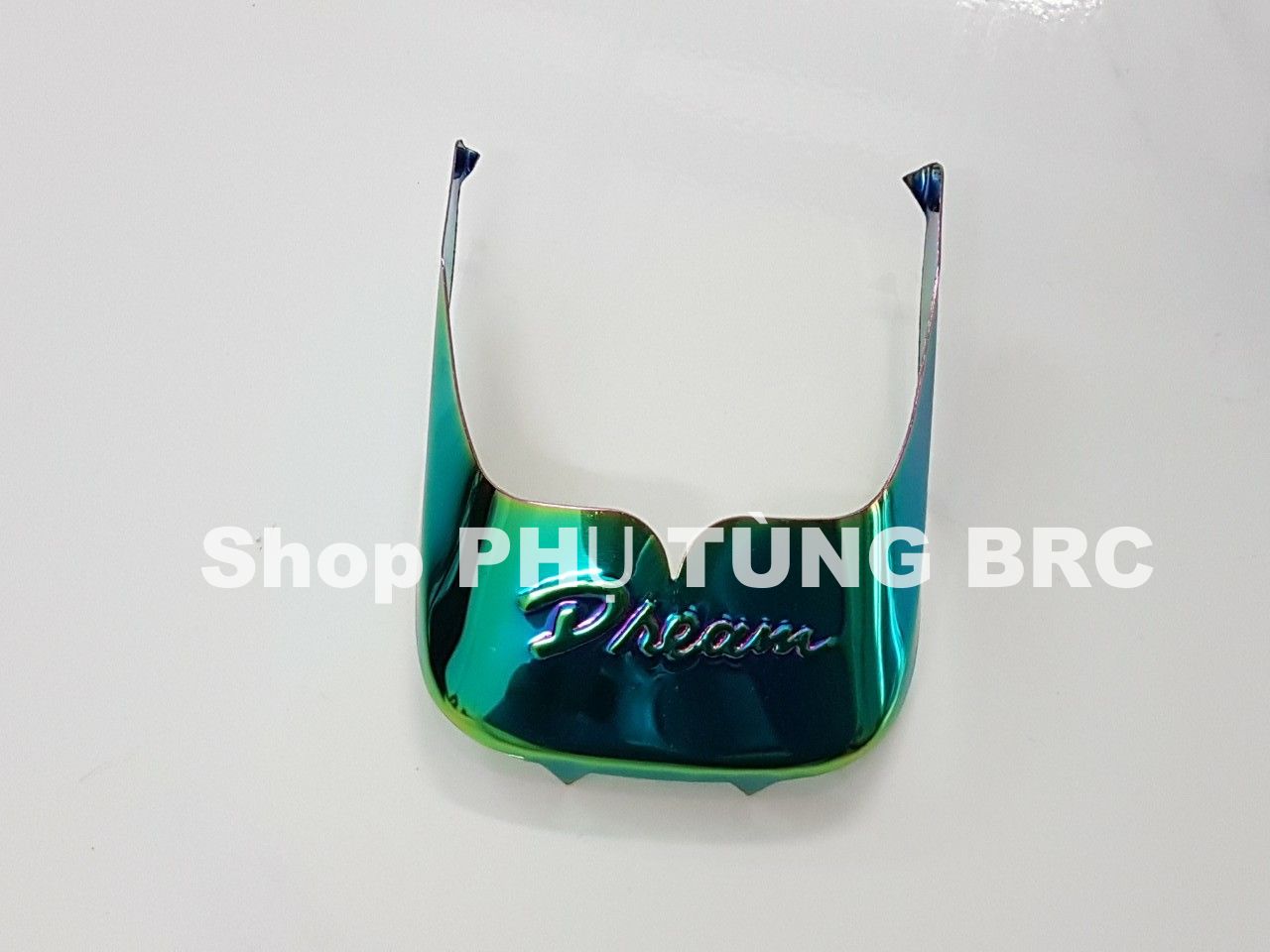 Bộ ốp mỏ dè titan trước, sau xe DREAM.