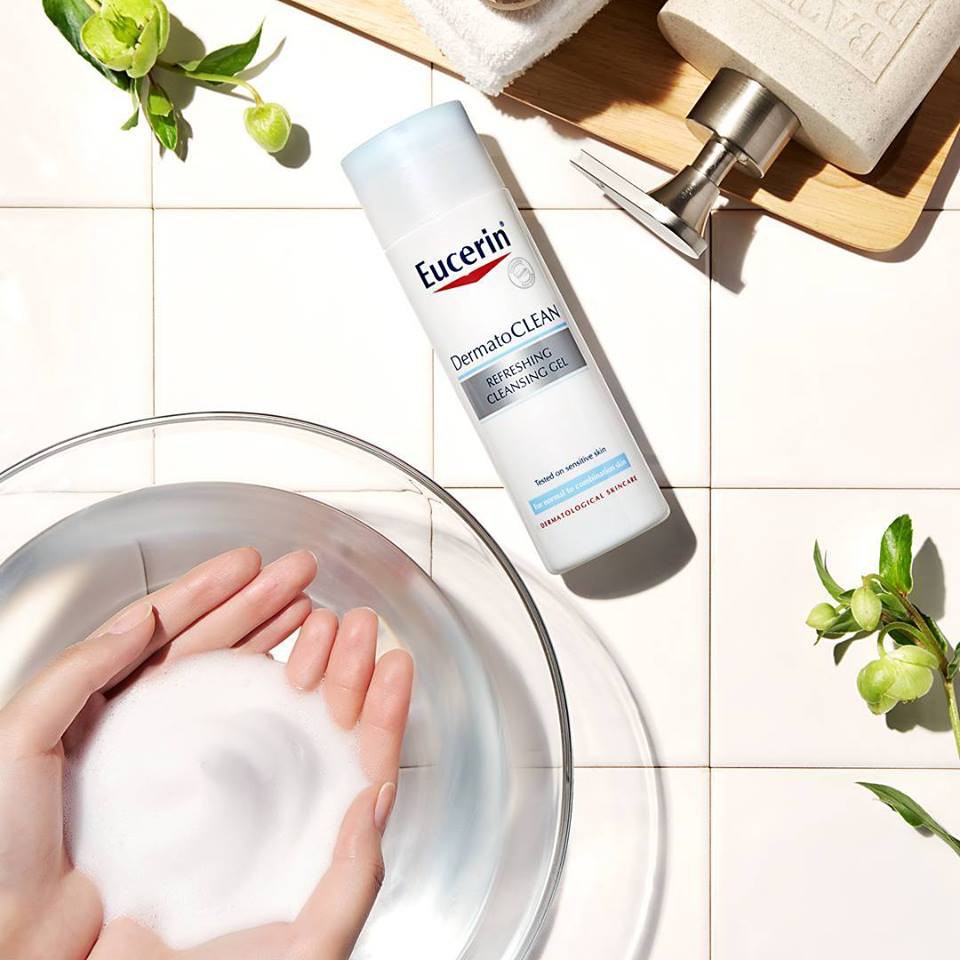 Eucerin Gel Rửa Mặt Cho Da Nhạy Cảm  Dermatoclean Gel 200ml