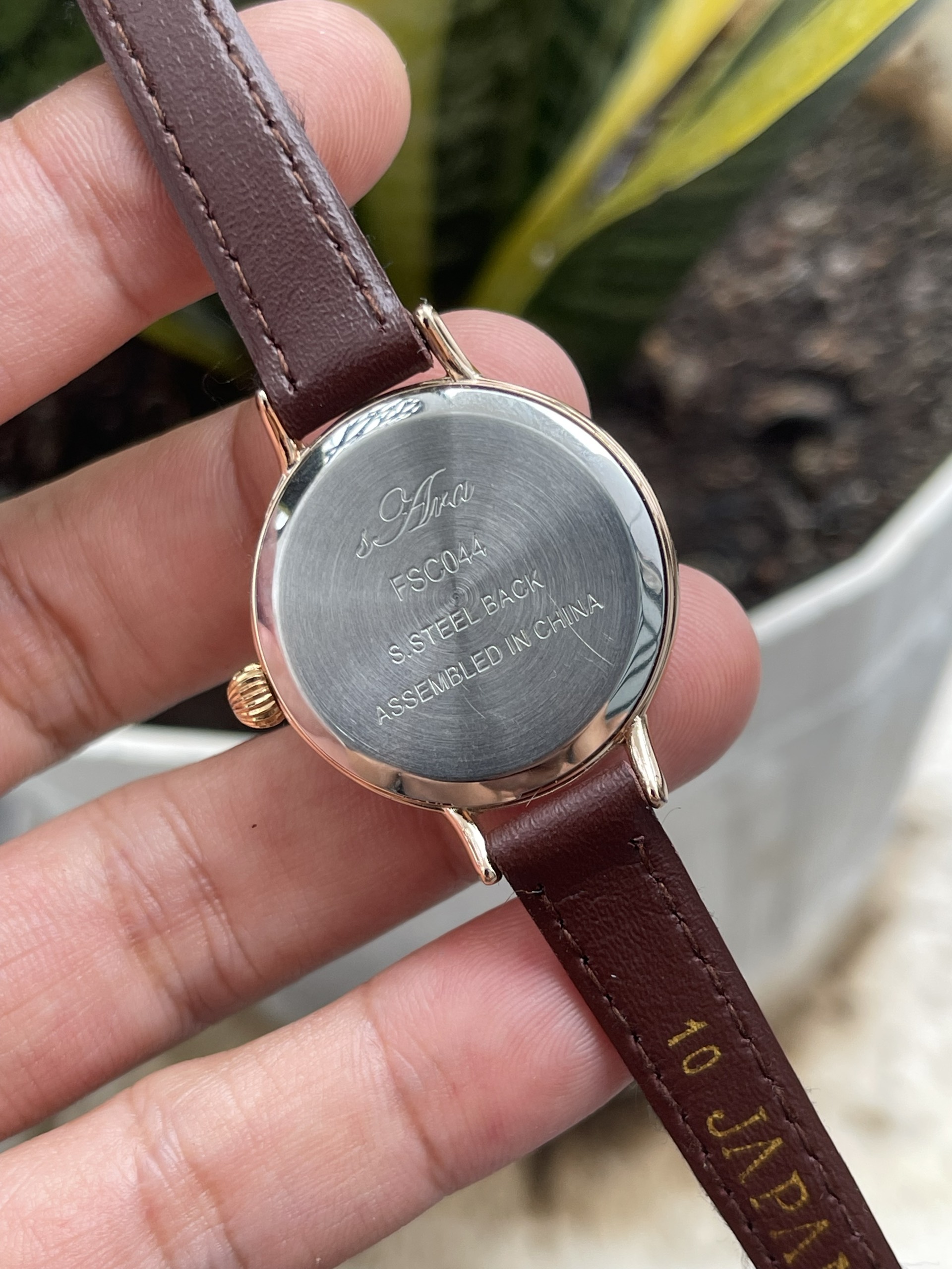 Đồng hồ nữ Hira chạy pin hàng Si