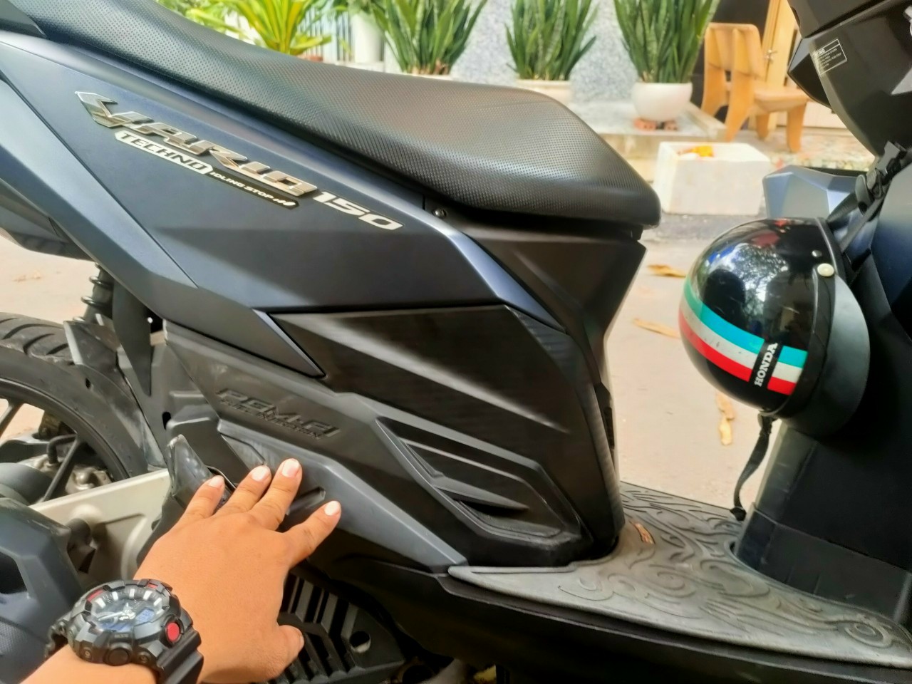 Kính đhồ Vario 2017