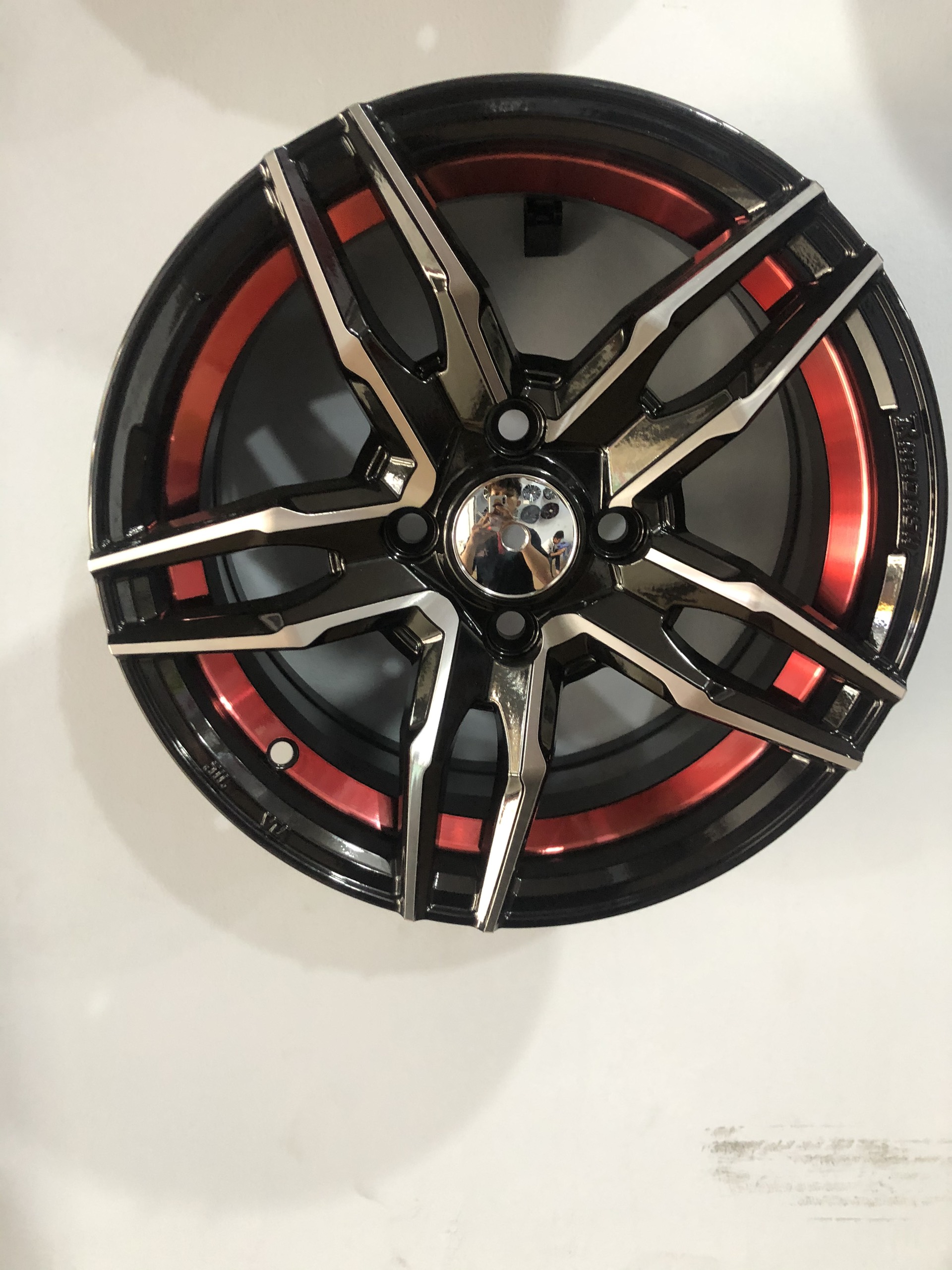 [HCM]Lazzang Ô Tô giá rẻ