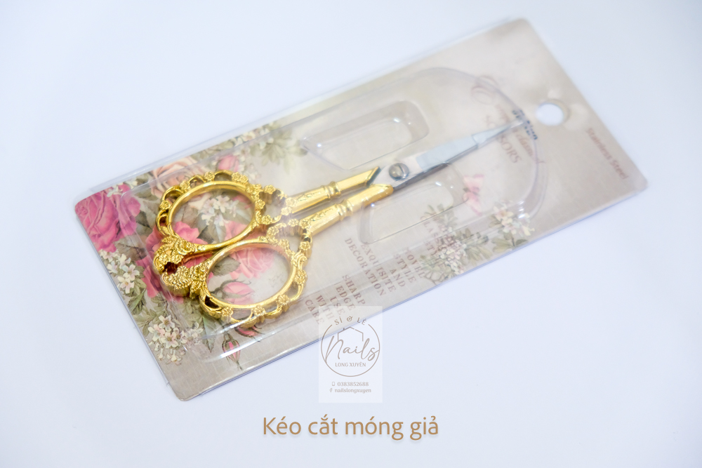 KÉO hoàng cung cắt móng giả